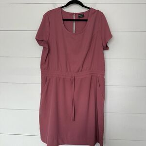 32 Cool Women’s XL Mauve Athletic Dress